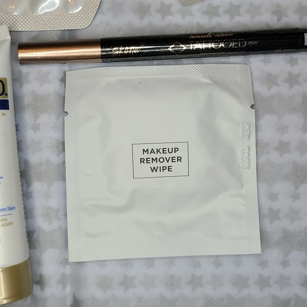 πHPπ Misc Bundle: shampoo, conditioner, lotion, eye liner----all unope - Picture 6 of 12